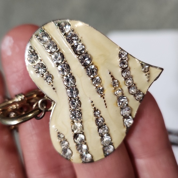 Vintage enamel zebra cz heart toggle necklace - Picture 2 of 3